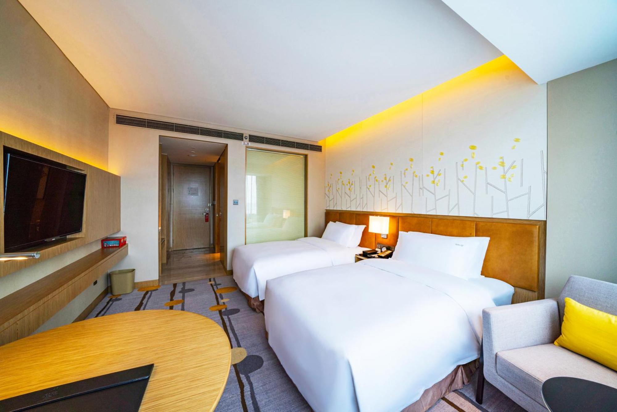 Holiday Inn Shaoguan Downtown By Ihg Bagian luar foto